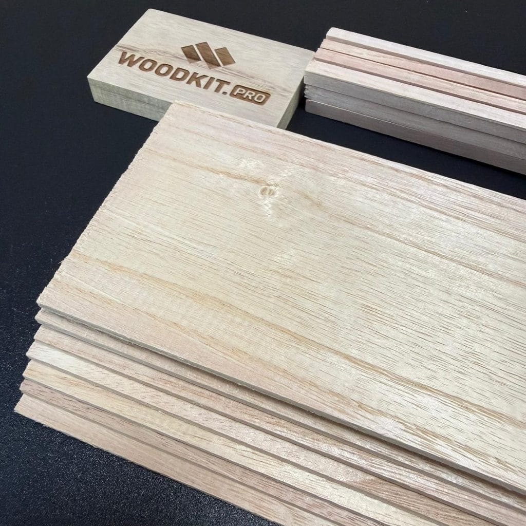 WOODKIT.PRO | Madera de Paulownia para tablas de surf: la guía del constructor |3 Tablas de Paulownia cepilladas listas para construir una tabla de surf