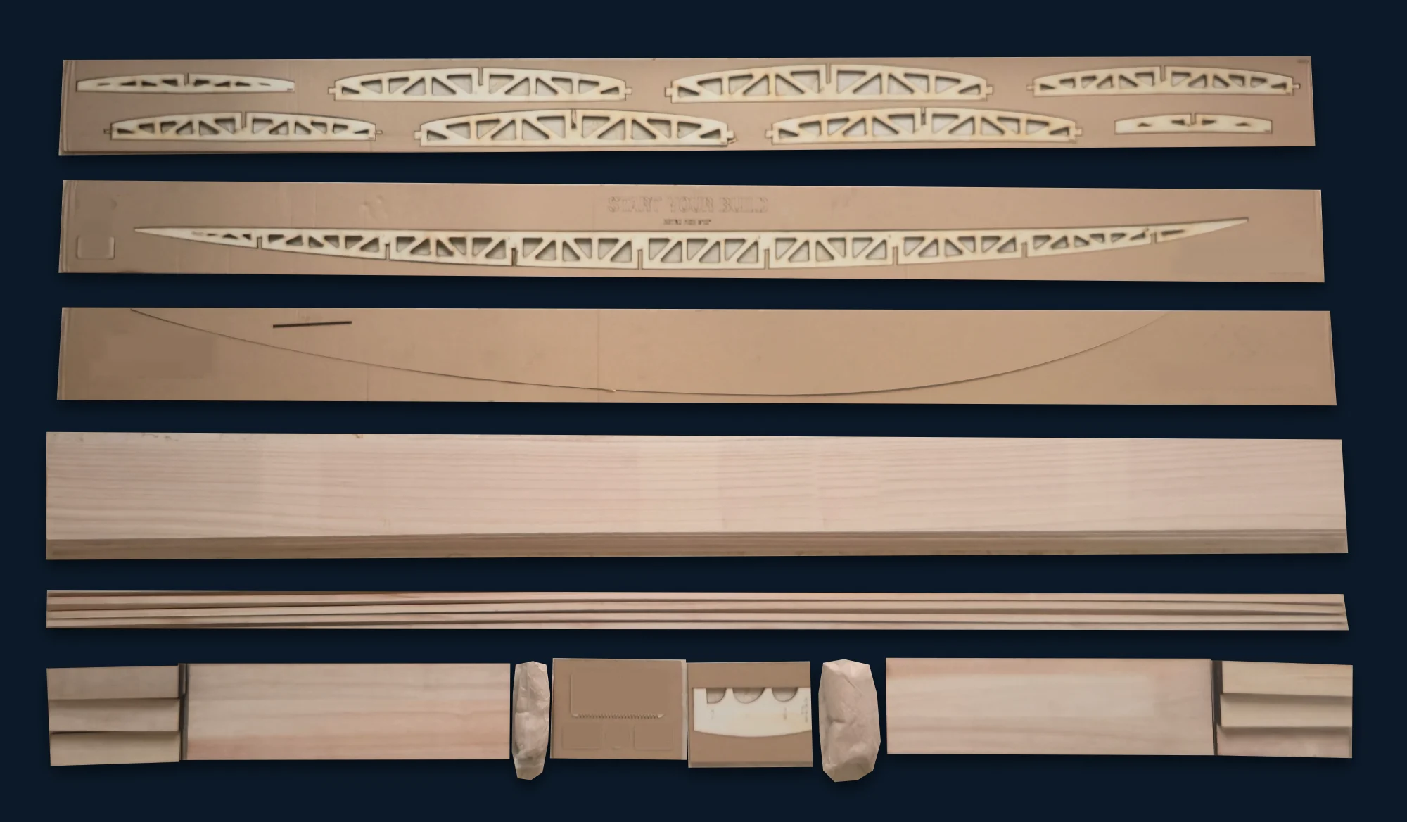 WOODKIT.PRO | WOODKIT.PRO • Todo para construir tus propias tablas de surf. |1 Kit WOODKIT real extendido: esqueleto CNC, tapas de Paulownia, listones y bloques
